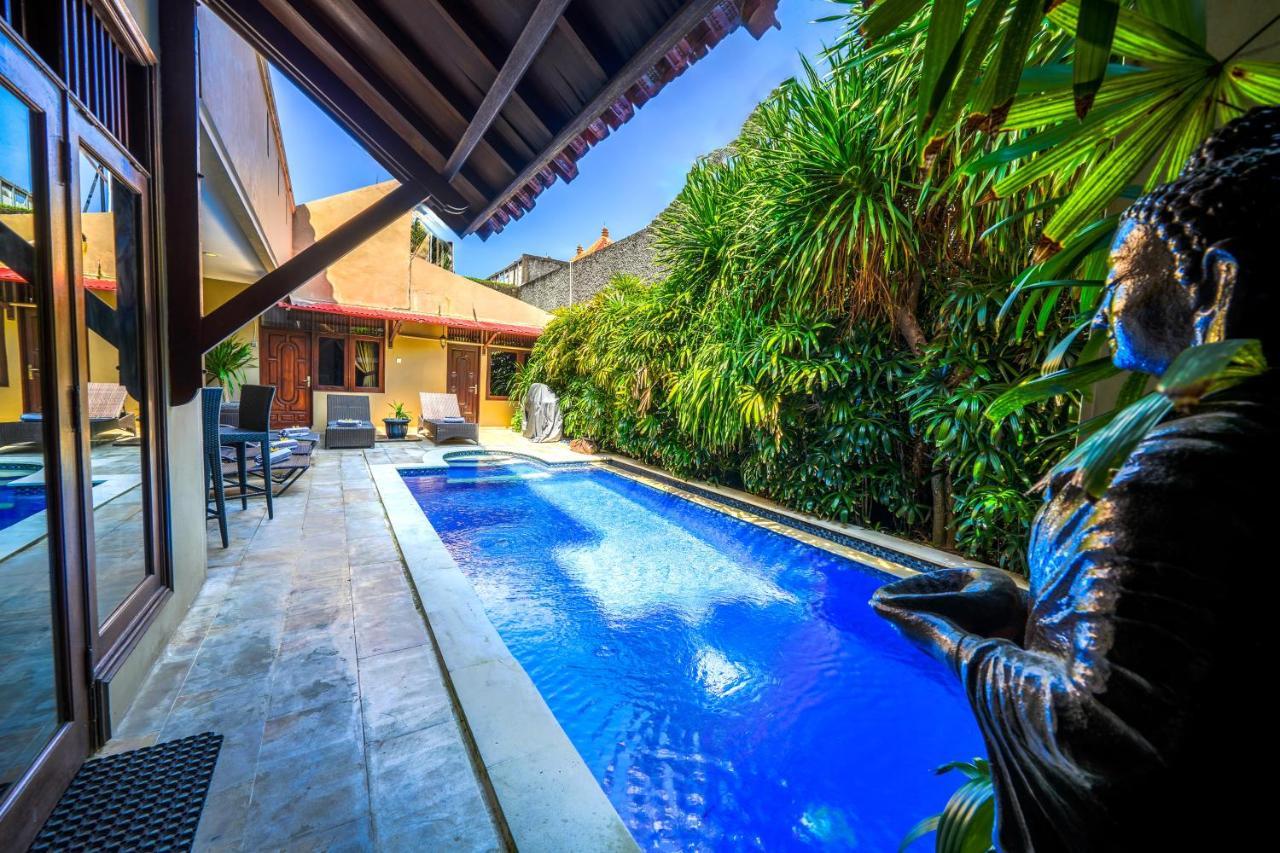 Villa Sanket - Kuta - 6 Bedrooms - 6 Bathrooms - Great Location Exterior photo